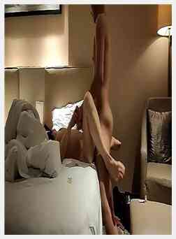 一晚三炮,风骚大姐姐,兄弟配合各种角度展示细节